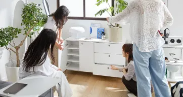 ミッドセンチュリーの美しさを現代に。「ネオレトロ」な家具シリーズが