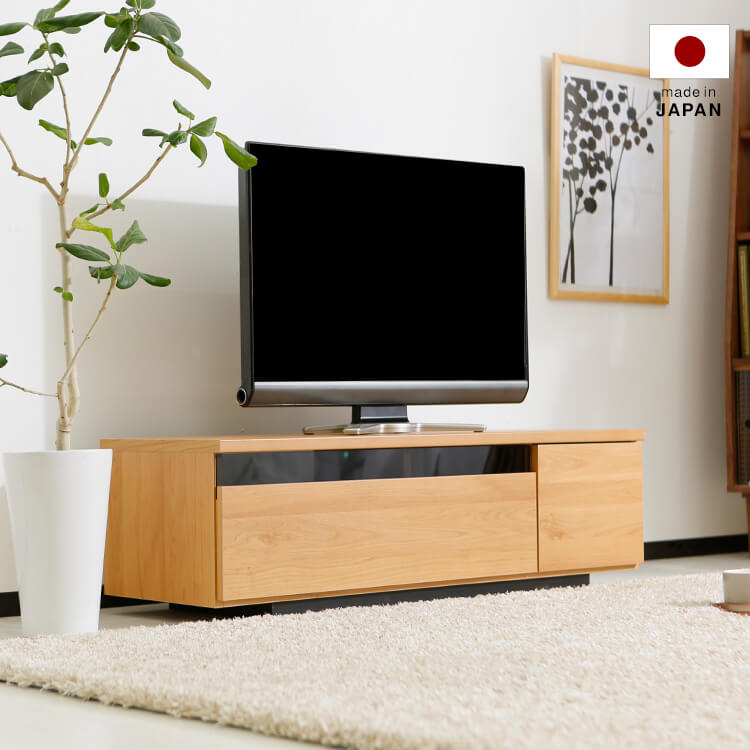 完成品】たっぷり収納が魅力の木製テレビ台！37型対応のロータイプ
