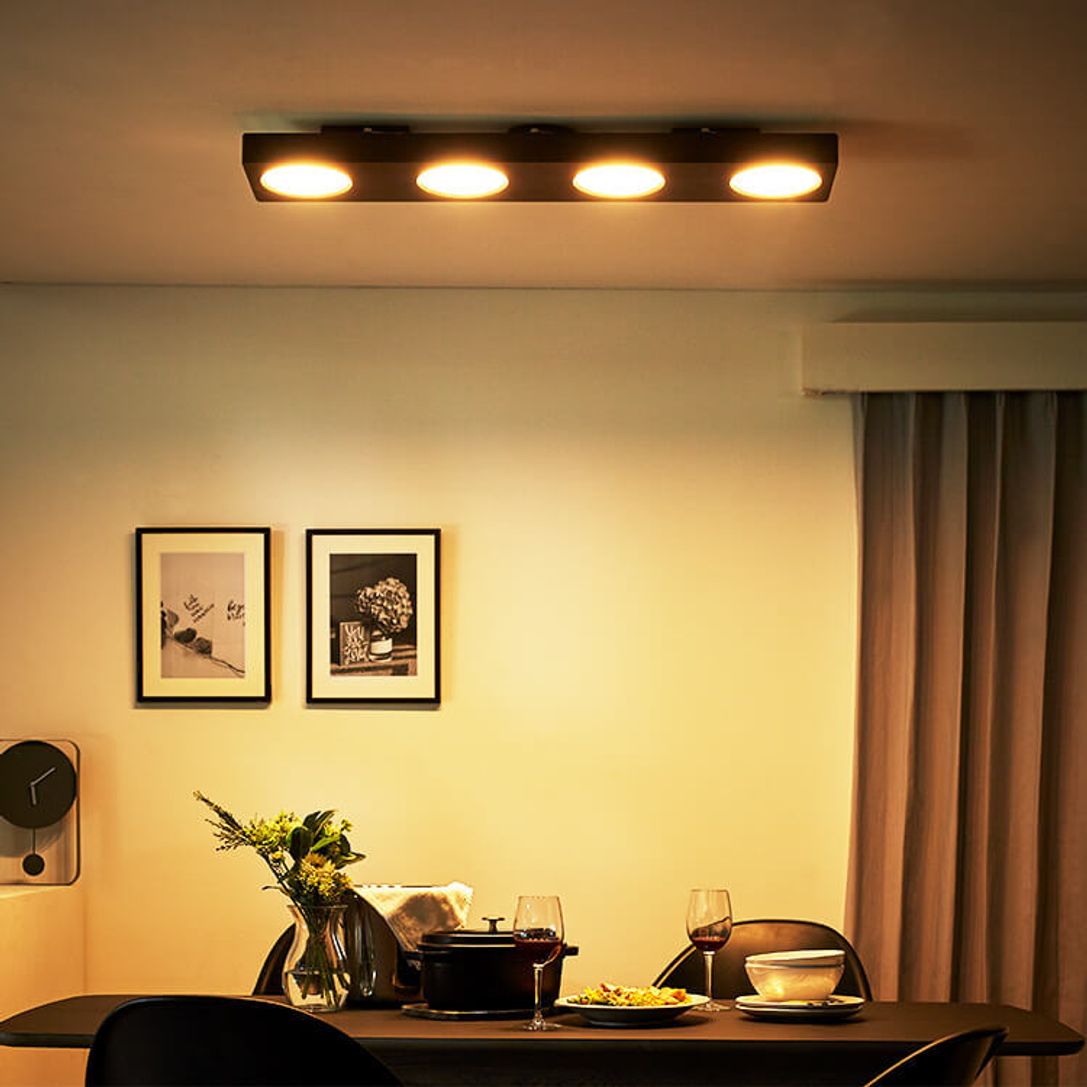 LEDシーリングライト（4灯：ホワイト/ウォルナット）調光・調色10段階 リモコン付き[8畳] | 【公式】LOWYA(ロウヤ)  家具・インテリアのオンライン通販