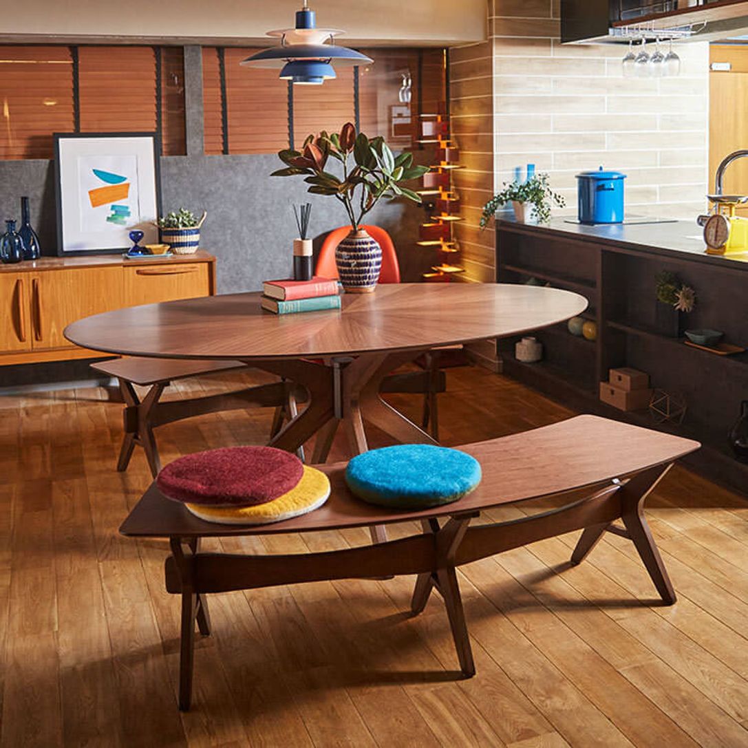 楕円がおしゃれな4人掛けダイニングテーブルセット ウォルナット チェア ベンチが選べる 幅180 公式 Lowya ロウヤ 家具 インテリアのオンライン通販