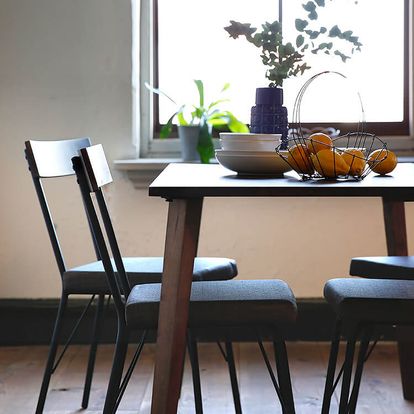 ヴィンテージ風4人掛けダイニングテーブルセット 突板 無垢 ダークグレー アイボリー ダークブラウン スチール ウッド 幅135 公式 Lowya ロウヤ 家具 インテリアのオンライン通販