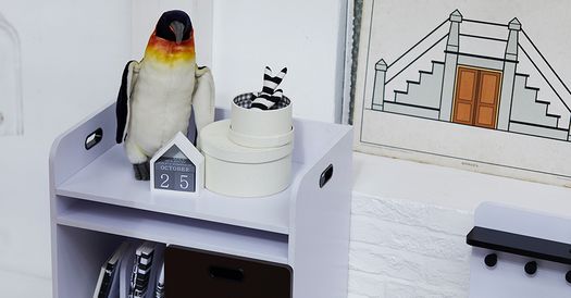 白 黒のコントラストを楽しむモノトーン調の子供部屋 インテリアコーディネート事例