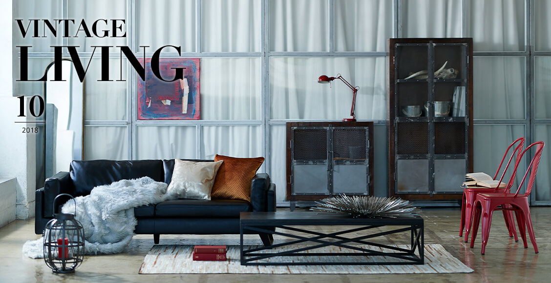 スチールがインダストリアル感を醸すリビング インテリアコーディネート事例