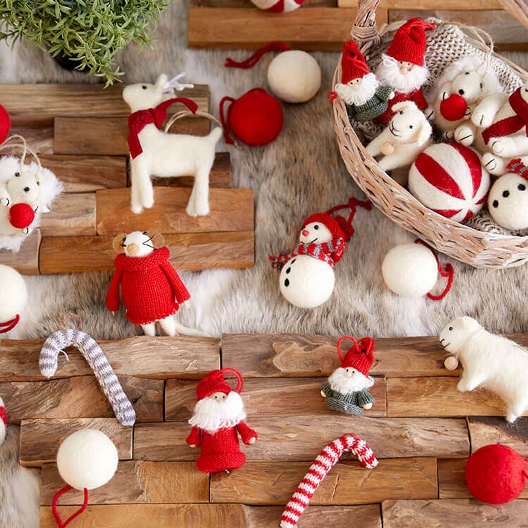 クリスマスオーナメント オーナメントセット オーナメント単品 トイ おもちゃ ぬいぐるみ 飾り付けセット セット 飾り デコレーション 店舗用 法人用 業務用 ツリー 公式 Lowya ロウヤ 家具 インテリアのオンライン通販 クリスマスオーナメント オーナメントセット オーナメント単品 トイ おもちゃ ぬいぐるみ 飾り付けセット セット 飾り デコレーション 店舗用 法人用 業務用 ツリー 公式 Lowya ロウヤ 家具 インテリアのオンライン通販