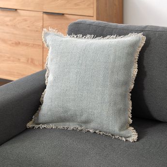 La Forma （ラフォーマ）フリンジがおしゃれなクッションカバー