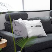 NO COFFEE ロゴ入りクッション 日本製のベロア調デザイン | 【公式
