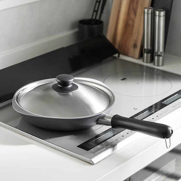 柳宗理 柳宗理 窒化Wファイバーフライパン25cm蓋付 窒化Wファイバーフライパン25cm IH対応 直火（ガス火）対応 蓋付 ギフト・のし可 | daily-3