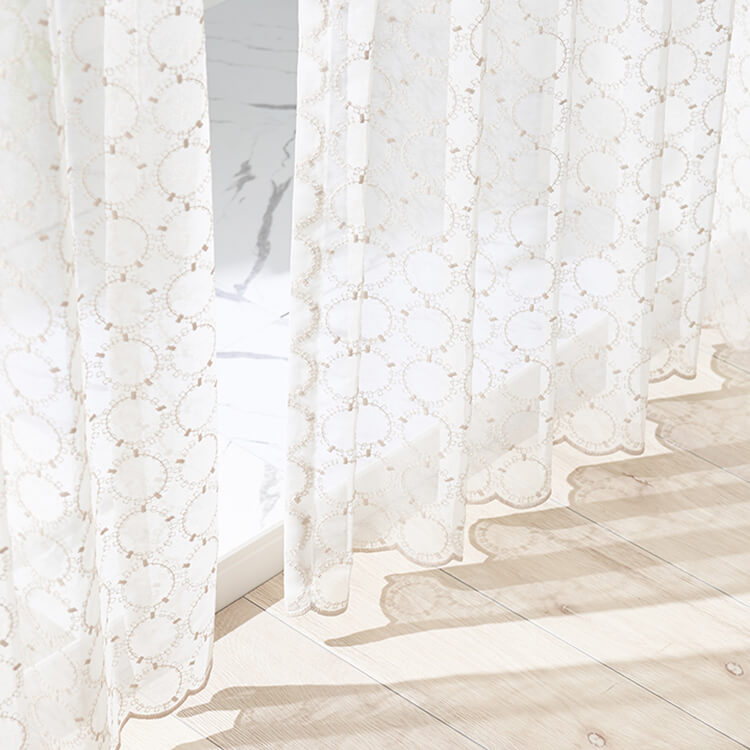 33番ベージュ刺繍レースカーテン【2枚組】 【1枚の幅250cm】 33番ベージュ刺繍レースカーテン2枚組 1枚の幅250cm