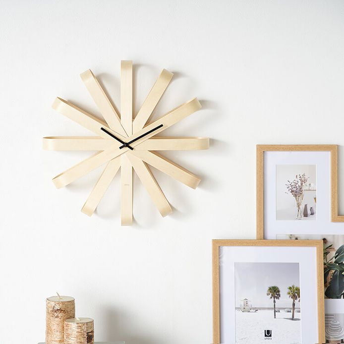 リボンウッドウォールクロック Umbra 【公式】LOWYA(ロウヤ) 家具･インテリアのオンライン通販